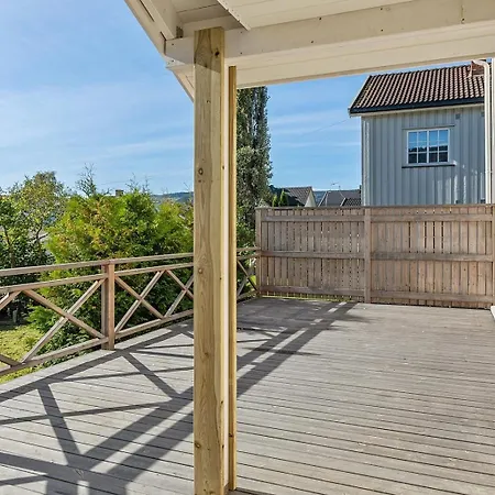 Sentral I Klassisk Hus! Daire Lillehammer