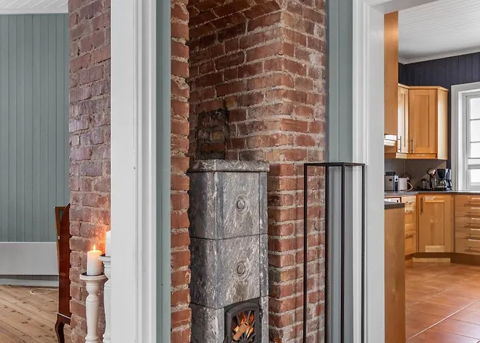 Sentral I Klassisk Hus! Apartament Lillehammer