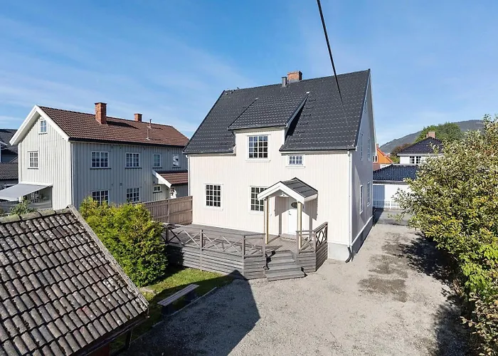 Apartament Sentral I Klassisk Hus! *